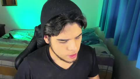 Logan Sprouse online show from April 22, 11:53 pm