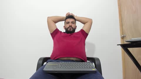 Tommy online show from November 3, 2:16 am