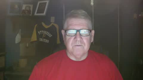 Snapshot of bigbeerdrinker1 chatting on February 23, 1:38 pm bigbeerdrinker online show from February 23, 1:38 pm