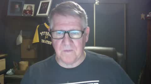 Snapshot of bigbeerdrinker1 chatting on February 13, 4:50 pm bigbeerdrinker online show from February 13, 4:50 pm