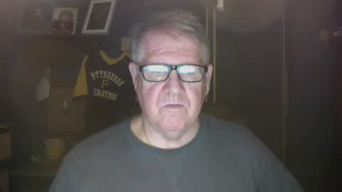 Snapshot of bigbeerdrinker1 chatting on February 16, 9:59 am bigbeerdrinker online show from February 16, 9:59 am