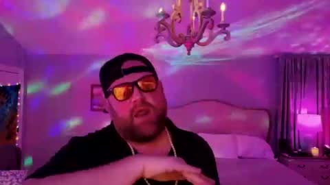 Bigboi1o11 online show from April 23, 7:57 am