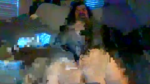 Snapshot of bigboy_604630544 chatting on February 22, 1:12 pm bigboy_604630544 online show from February 22, 1:12 pm