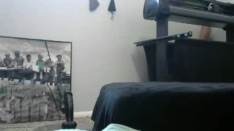 bigboybigbutt69 online show from November 29, 8:22 pm