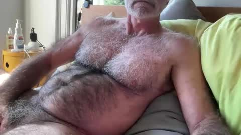 big bush online show from June 8, 1:28 am