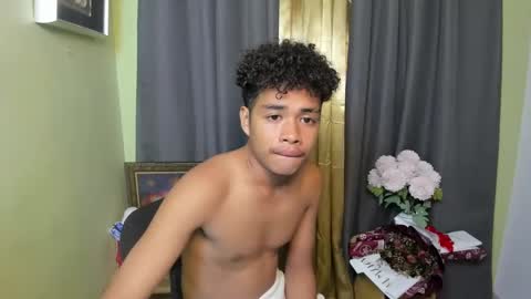 Snapshot of bigcock_moreno chatting on January 23, 5:02 am Nj online show from January 23, 5:02 am