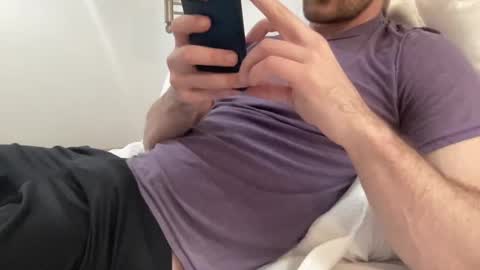 Snapshot of bigcollegecock69690 chatting on February 5, 1:58 am bigcollegecock69690 online show from February 5, 1:58 am