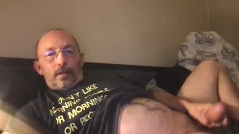 Snapshot of bigdaddydelight chatting on February 17, 5:14 am bigdaddydelight online show from February 17, 5:14 am