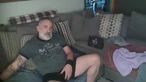 bigdaddyvince69 online show from June 12, 9:51 am