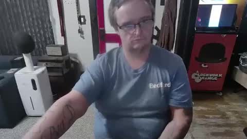 Darryl online show from December 18, 6:59 pm