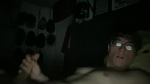 Snapshot of bigdick10082 chatting on October 20, 3:32 am bigdick10082 online show from October 20, 3:32 am