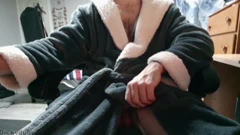 George Forest Dickyduby on all Socials online show from December 22, 5:04 am