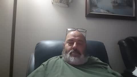 bigfuzzyteddybear online show from April 29, 3:44 am