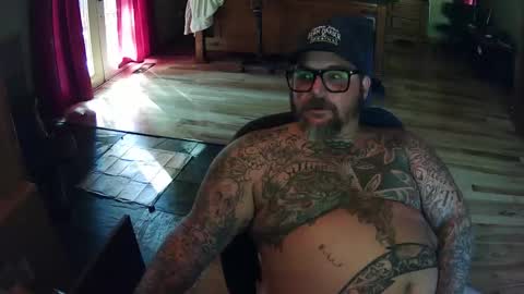 Snapshot of biggdaddy4206913 chatting on October 24, 9:49 pm biggdaddy4206913 online show from October 24, 9:49 pm