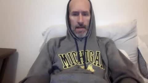 Snapshot of bighugemouthful chatting on December 28, 4:51 am Chaz online show from December 28, 4:51 am