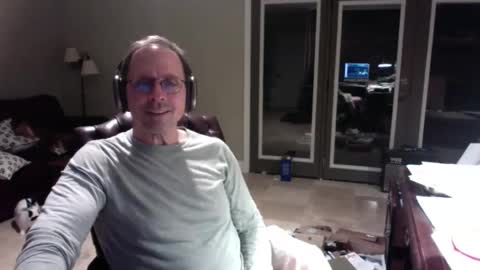 Snapshot of bignjakd6 chatting on November 1, 5:44 am CumCMe online show from November 1, 5:44 am