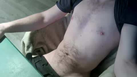 Snapshot of bigpeepdude chatting on March 5, 8:01 pm bigpeepdude online show from March 5, 8:01 pm