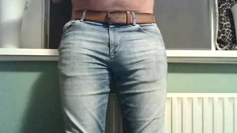 Snapshot of bigrocket1983 chatting on December 9, 4:51 pm bigcock anal dirtytalk online show from December 9, 4:51 pm