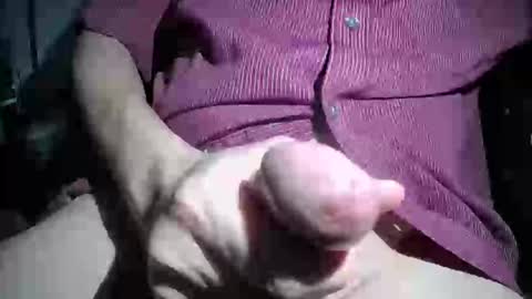 Snapshot of bigsexshark1 chatting on October 15, 5:37 am bigsexshark1 online show from October 15, 5:37 am