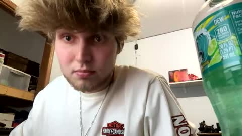 bigskinnyboyshh online show from November 7, 1:09 am