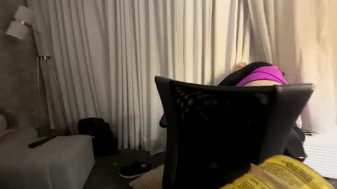 bigtxsissy online show from March 11, 8:10 am