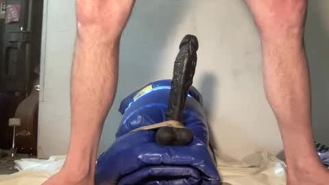 Snapshot of biguywithtoys chatting on February 8, 6:44 pm biguywithtoys online show from February 8, 6:44 pm