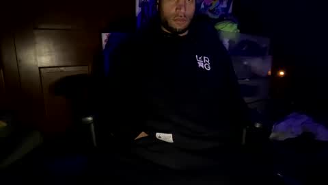 Snapshot of bigwalkdog12 chatting on February 21, 12:38 am Floppyphallus online show from February 21, 12:38 am
