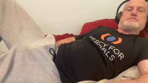 Bigwebone online show from March 7, 2:53 am