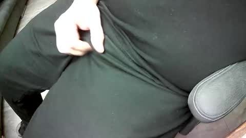 Snapshot of bikeman17 chatting on February 2, 8:41 pm bikeman17 online show from February 2, 8:41 pm