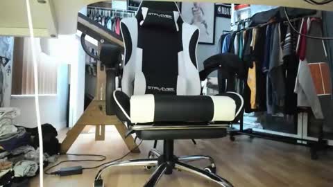 bisexualjay online show from April 27, 2:13 pm