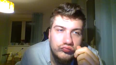 bjguyhugecock online show from March 3, 12:51 am