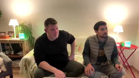 BJkouple online show from January 14, 9:40 pm