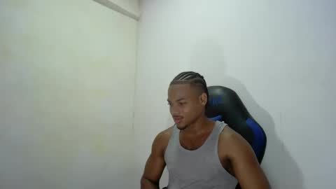 Snapshot of black_dicck chatting on October 7, 8:35 pm tu morenito online show from October 7, 8:35 pm