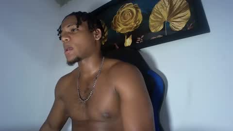 Snapshot of black_dicck chatting on January 22, 8:17 pm tu morenito online show from January 22, 8:17 pm