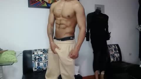 black_hot26 online show from October 23, 1:58 pm