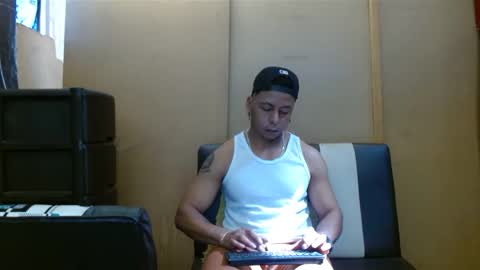 black_hot26 online show from December 10, 3:01 pm