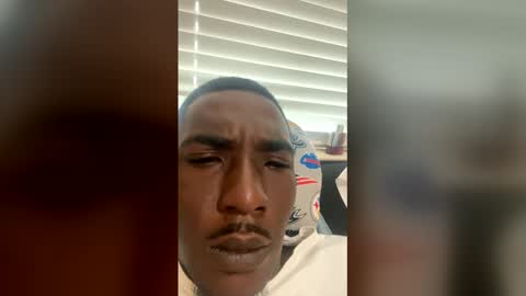 blackmannn523598 online show from April 14, 3:55 pm