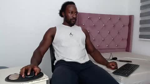 Twtter 1MikeBeckford            Onlyfns beckfordmike online show from October 16, 6:16 pm