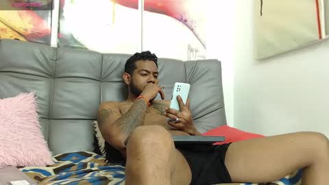 Snapshot of bladehot_ chatting on September 13, 8:59 am Richard online show from September 13, 8:59 am