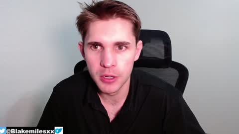 Snapshot of blakemiles2 chatting on February 3, 12:15 am Blake Miles online show from February 3, 12:15 am
