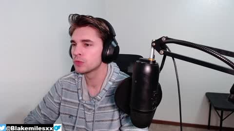 Snapshot of blakemiles2 chatting on December 9, 5:24 pm Blake Miles online show from December 9, 5:24 pm