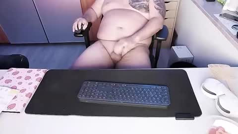 Snapshot of blase_hase12 chatting on October 13, 8:04 pm Blase Hase12 online show from October 13, 8:04 pm