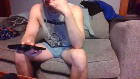 Snapshot of blaw_1321 chatting on February 28, 6:21 am blaw_1321 online show from February 28, 6:21 am