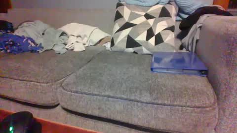 Snapshot of blaw_1321 chatting on September 26, 8:01 am blaw_1321 online show from September 26, 8:01 am
