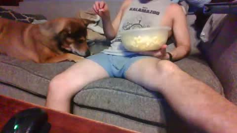 Snapshot of blaw_1321 chatting on September 25, 7:51 am blaw_1321 online show from September 25, 7:51 am