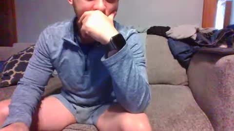 Snapshot of blaw_1321 chatting on February 28, 7:03 pm blaw_1321 online show from February 28, 7:03 pm