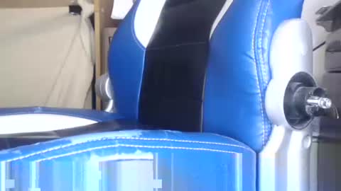 EeVeGuy online show from March 14, 10:22 am