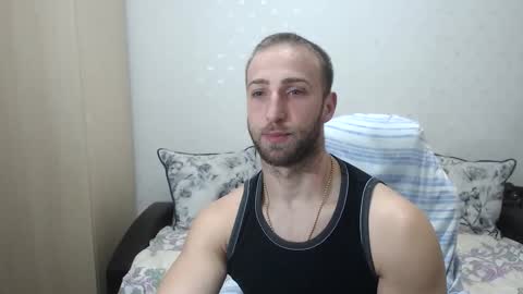 Snapshot of blondeagle chatting on March 2, 11:06 pm Mr Blond online show from March 2, 11:06 pm