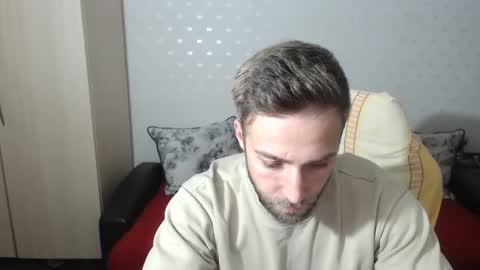 Snapshot of blondeagle chatting on January 22, 6:52 pm Mr Blond online show from January 22, 6:52 pm