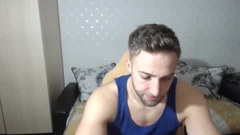 Snapshot of blondeagle chatting on January 6, 4:34 pm Mr Blond online show from January 6, 4:34 pm